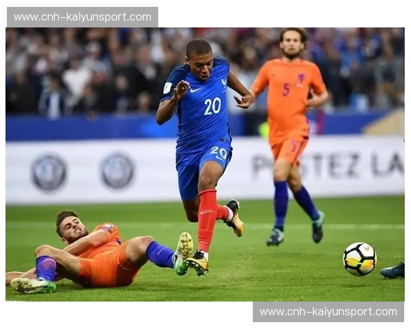 法兰西的浪漫与拉普拉塔的铁血：当高卢雄鸡再次遭遇红白蓝军团